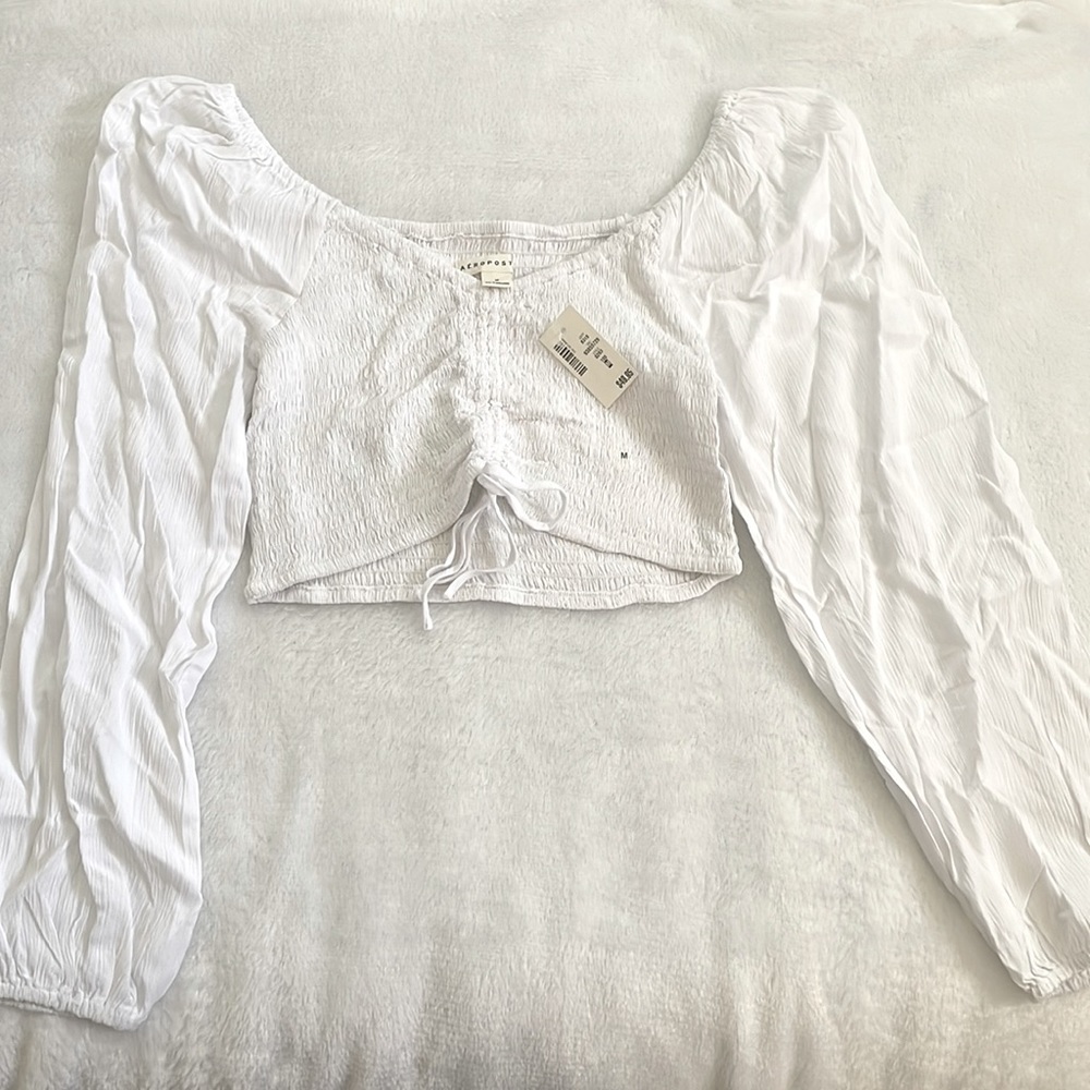 Aeropostale White Long Sleeve Cropped Size M (New)